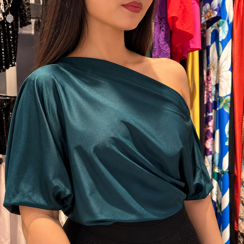 Blusa Asimétrica Satinada Émeraude – Verde Petróleo